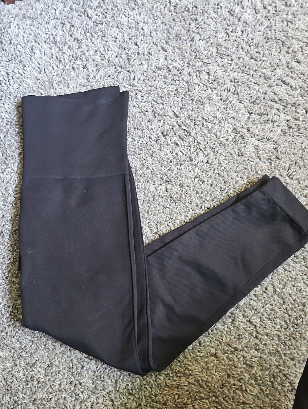 SPANX Black CAPRI Leggings